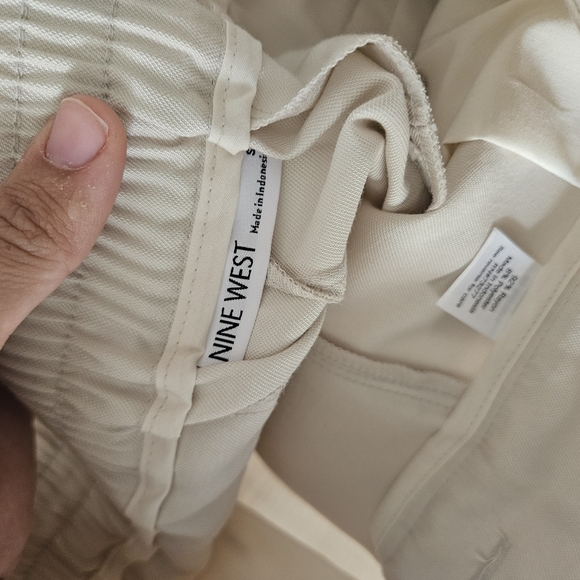 Nine West Women's Cream Trousers - Picture 5 of 5